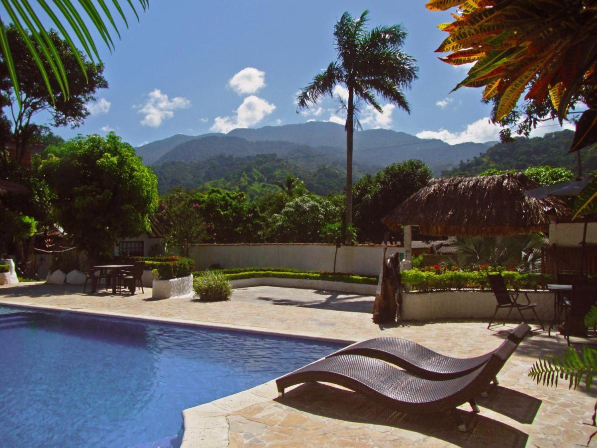 Villa Cata Hotel 埃尔扎伊诺 外观 照片